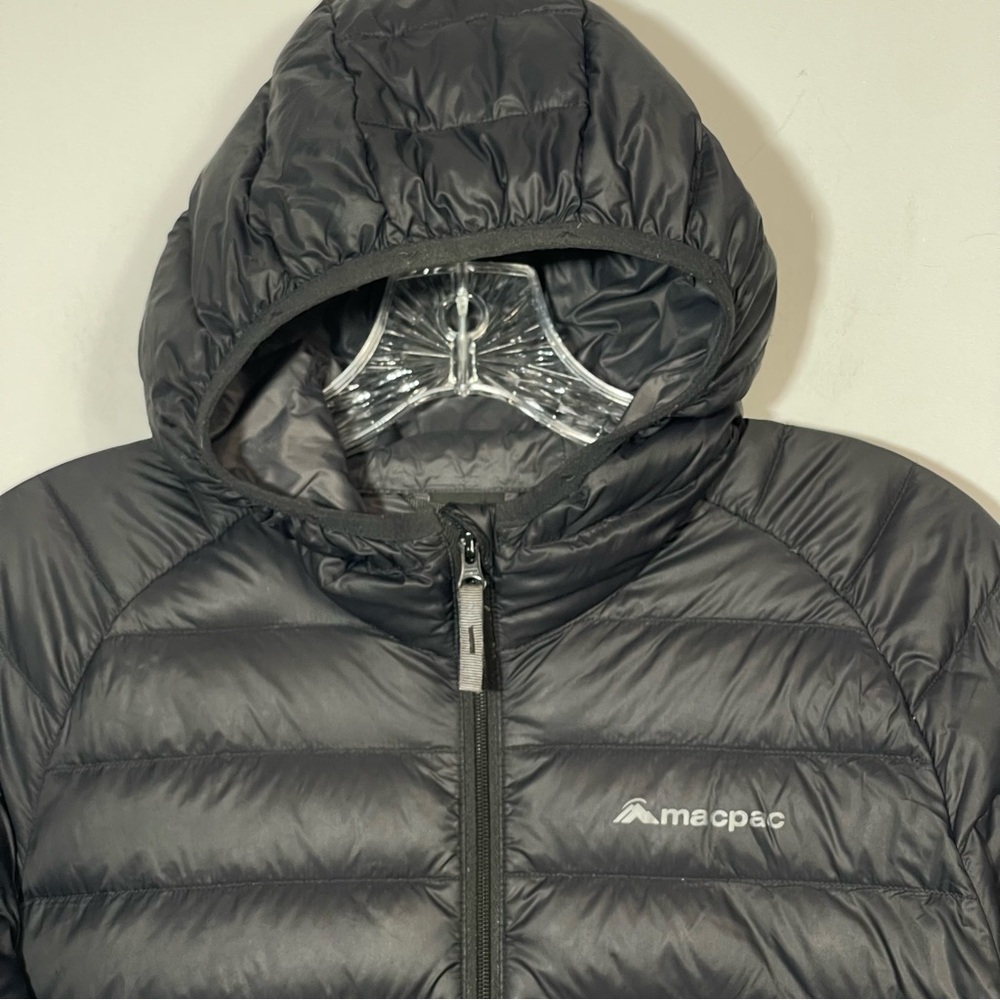 Macpac Uber Light Hooded Down Packable Jacket Bla… - image 8